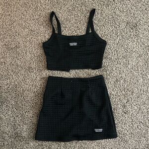 SHEIN Black Textured Skirt Set